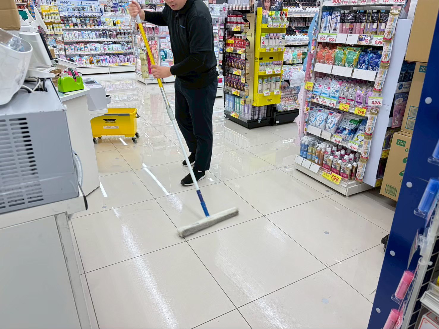 関東ドラッグストアの施工事例